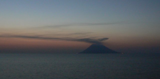stromboli.jpg