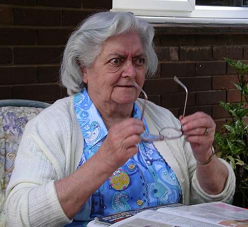 Mum's 80th birthday party 13 June 2004