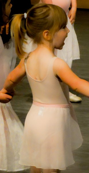 faye-ballet-20110709-012.jpg